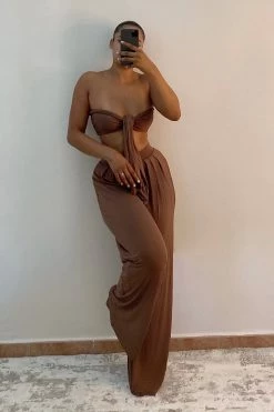 JLUXLABEL JLUXBASIX CHOCOLATE TORY TWO PIECE SET BACK IN