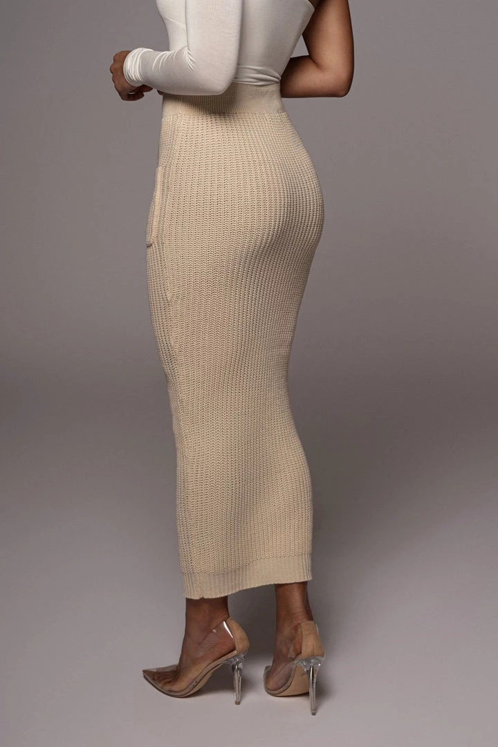 JLUXLABEL CREAM MISSY CABLE SWEATER MIDI SKIRT BACK IN 7 JLUXLABEL CREAM MISSY CABLE SWEATER MIDI SKIRT BACK IN