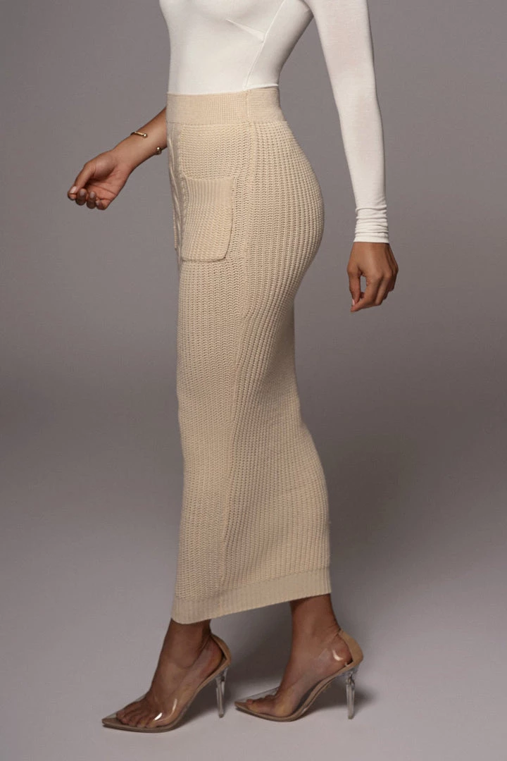 JLUXLABEL CREAM MISSY CABLE SWEATER MIDI SKIRT BACK IN 6 JLUXLABEL CREAM MISSY CABLE SWEATER MIDI SKIRT BACK IN