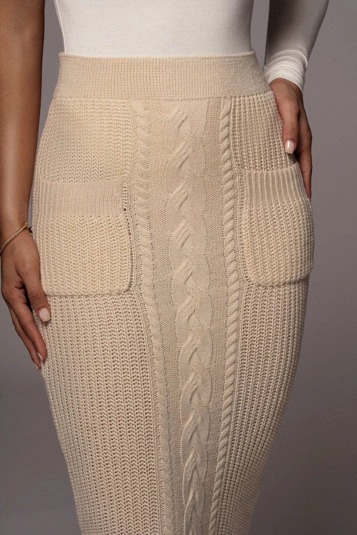 JLUXLABEL CREAM MISSY CABLE SWEATER MIDI SKIRT BACK IN 4 JLUXLABEL CREAM MISSY CABLE SWEATER MIDI SKIRT BACK IN