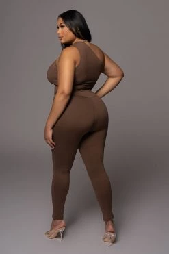 JLUXLABEL CHOCOLATE AMIRAH KEYHOLE JUMPSUIT