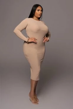 JLUXLABEL BEIGE HIGH EXPECTATIONS MIDI DRESS NEW ARRIVALS 23 JLUXLABEL BEIGE HIGH EXPECTATIONS MIDI DRESS NEW ARRIVALS