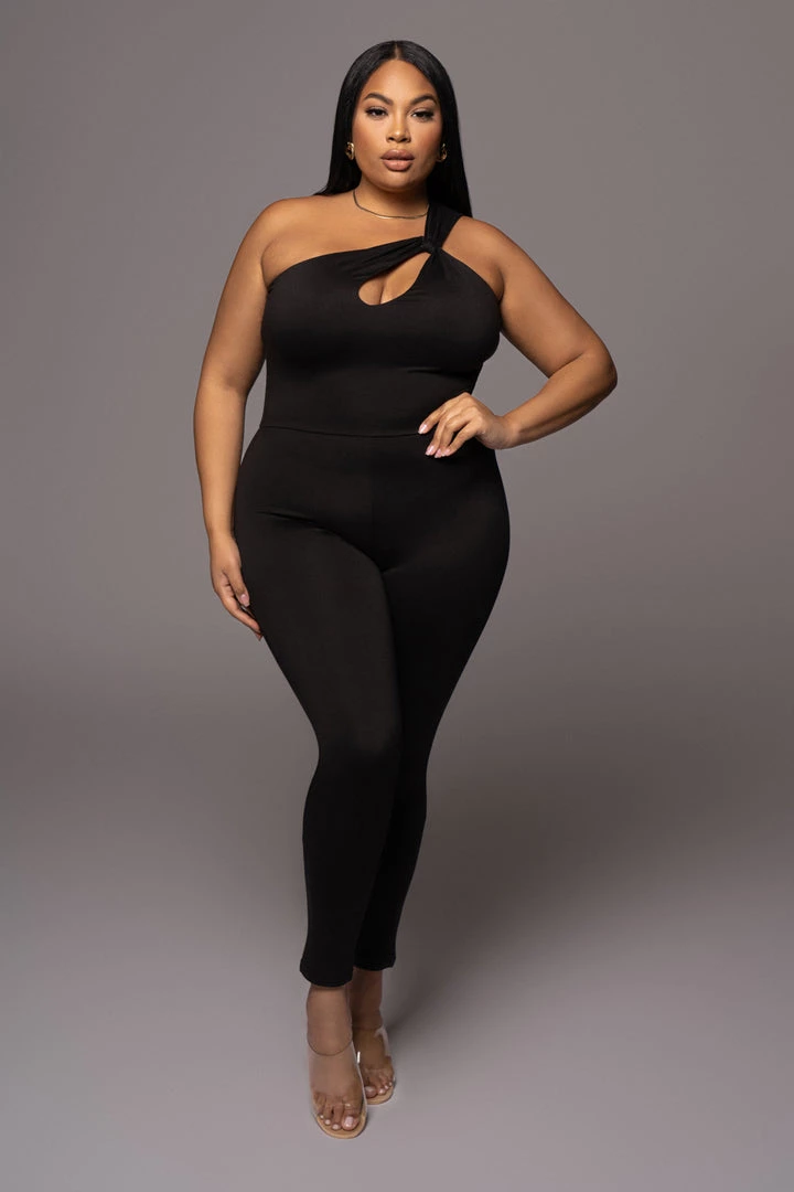 JLUXLABEL BLACK AMIRAH KEYHOLE JUMPSUIT 3 JLUXLABEL BLACK AMIRAH KEYHOLE JUMPSUIT