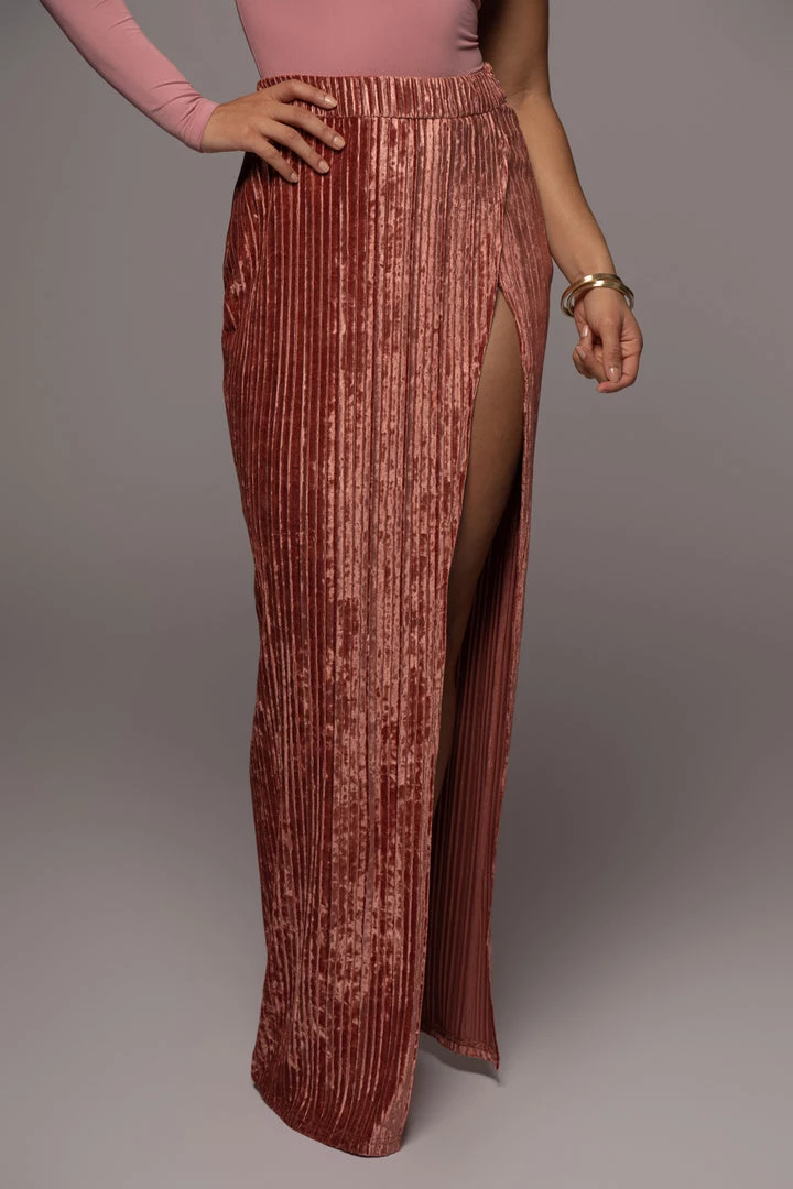 JLUXLABEL ROSE KRISANA VELVET HIGH SLIT SKIRT 3 JLUXLABEL ROSE KRISANA VELVET HIGH SLIT SKIRT