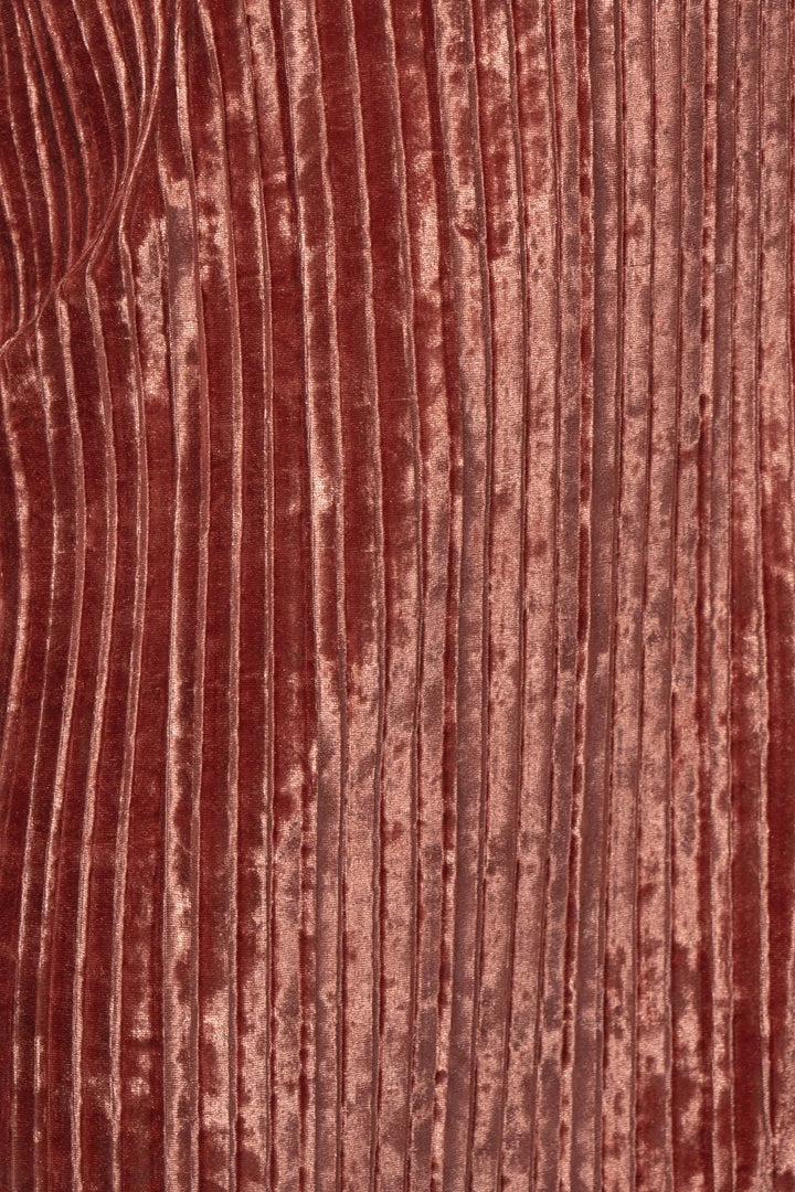 JLUXLABEL ROSE KRISANA VELVET HIGH SLIT SKIRT 11 JLUXLABEL ROSE KRISANA VELVET HIGH SLIT SKIRT