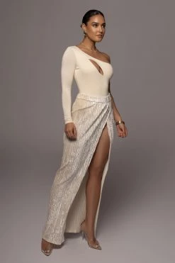 JLUXLABEL CREAM KRISANA VELVET HIGH SLIT SKIRT