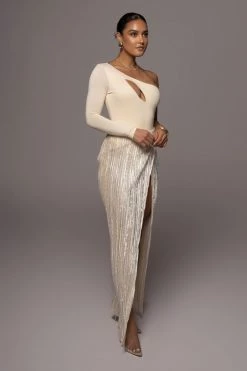 JLUXLABEL CREAM KRISANA VELVET HIGH SLIT SKIRT