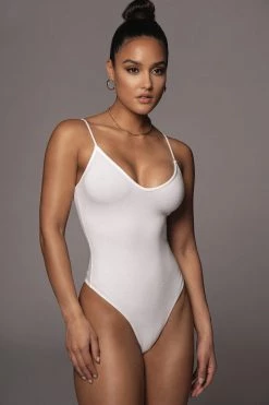 JLUXLABEL NEW ARRIVALS BODYBASIX IVORY BEE V-NECK BODYSUIT