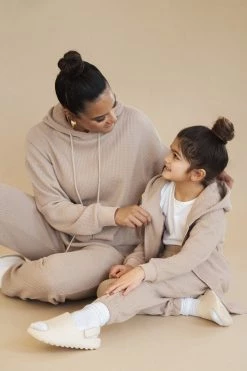 JLUXLABEL BEIGE MEMPHIS KIDS WAFFLE JOGGERS