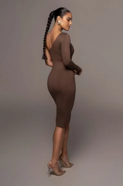 JLUXLABEL NEW ARRIVALS CHOCOLATE FAIRA KEYHOLE DRESS 12 JLUXLABEL NEW ARRIVALS CHOCOLATE FAIRA KEYHOLE DRESS