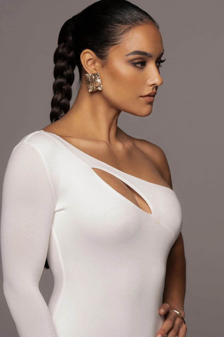 JLUXLABEL WHITE FAIRA KEYHOLE DRESS 7 JLUXLABEL WHITE FAIRA KEYHOLE DRESS