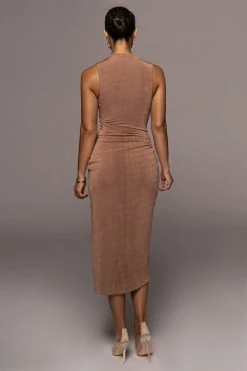 JLUXLABEL NEW ARRIVALS COCOA AUBREE MIDI DRESS 41 JLUXLABEL NEW ARRIVALS COCOA AUBREE MIDI DRESS