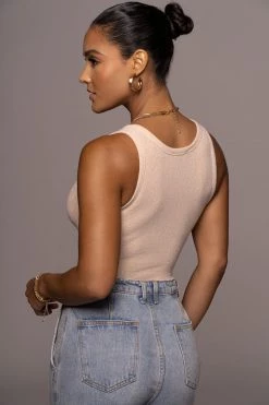 JLUXLABEL TAN BUTTONED RIBBED TANK BACK IN 13 JLUXLABEL TAN BUTTONED RIBBED TANK BACK IN