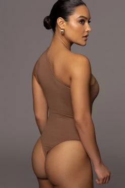 JLUXLABEL NEW ARRIVALS PECAN PRISCILLA KEYHOLE BODYSUIT