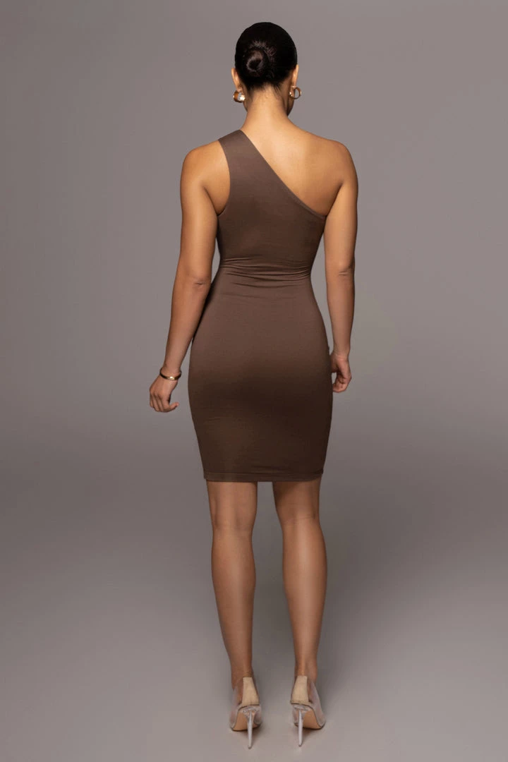JLUXLABEL CHOCOLATE JOANNA KEYHOLE DRESS NEW ARRIVALS 10 JLUXLABEL CHOCOLATE JOANNA KEYHOLE DRESS NEW ARRIVALS