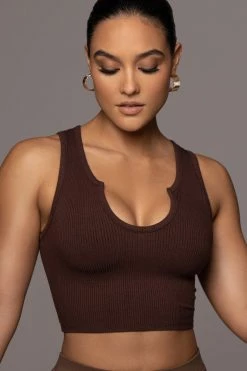 JLUXLABEL CHOCOLATE KACEY CROP TOP