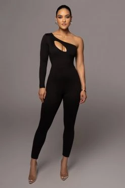 JLUXLABEL BLACK SAIKA KEYHOLE JUMPSUIT NEW ARRIVALS