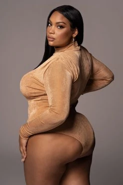 JLUXLABEL PECAN KENZIA HIGH NECK BODYSUIT 27 JLUXLABEL PECAN KENZIA HIGH NECK BODYSUIT