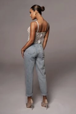 JLUXLABEL LIGHT WASHED RELAXED JEANS BACK IN