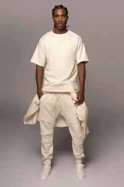 JLUXLABEL BUTTERCREAM LOGAN RAW EDGE TEE