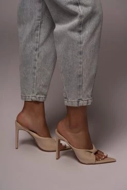 JLUXLABEL NUDE ROMERA POINTED HEELS SALE 12 JLUXLABEL NUDE ROMERA POINTED HEELS SALE