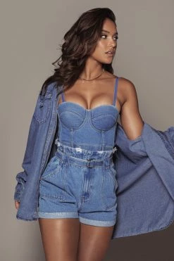 JLUXLABEL MEDIUM WASH SUSAN DENIM SHORTS