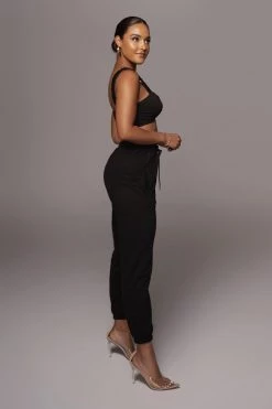 JLUXLABEL BLACK KILEY CROP TOP