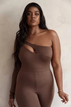 JLUXLABEL NEW ARRIVALS CHOCOLATE SAIKA KEYHOLE JUMPSUIT